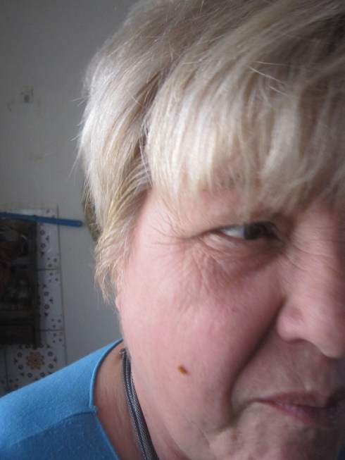 Evidence of almond eating